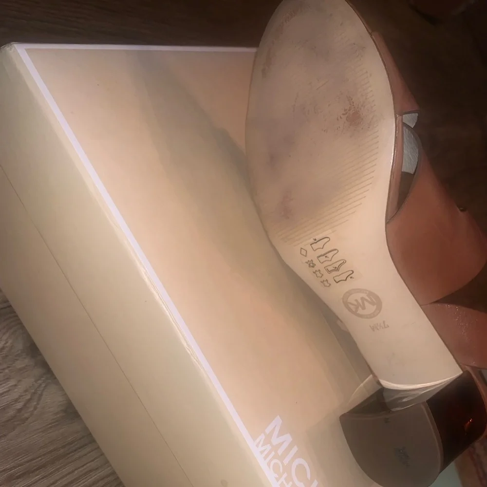 Michael Kors Leather Maribella Sandals - Picture 3 of 3